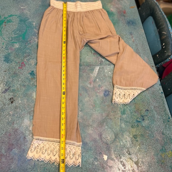 Ankle Cropped Lace Nickers - Picture 8 of 8